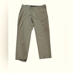 Men’s Golf Slacks. Stretch. 42x32. Tan Ben Hogan.